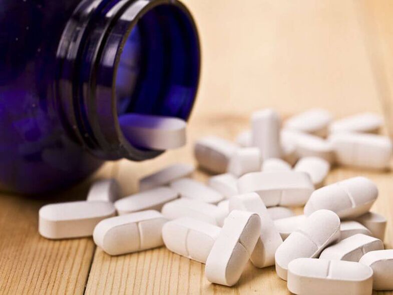 Com osteocondrose, são prescritos medicamentos que aliviam a dor e a inflamação